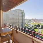 Liiiving In Matosinhos - Seaside Balcony Apartment